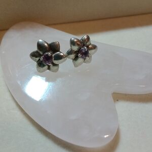 925 flower and stone studs excellent quality